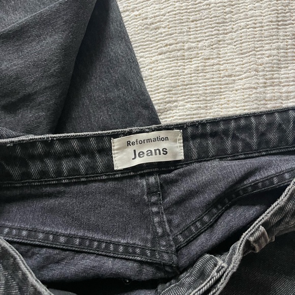 Reformation Straight Ankle Jeans - Picture 2 of 4